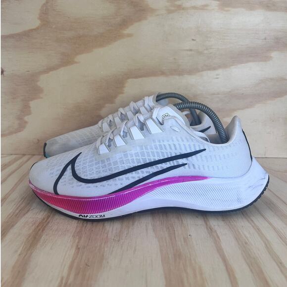 Nike - Air Zoom Pegasus 37 - Running Shoes - White - Women's - 9.5 - BQ9647-103 - Picture 3 of 9